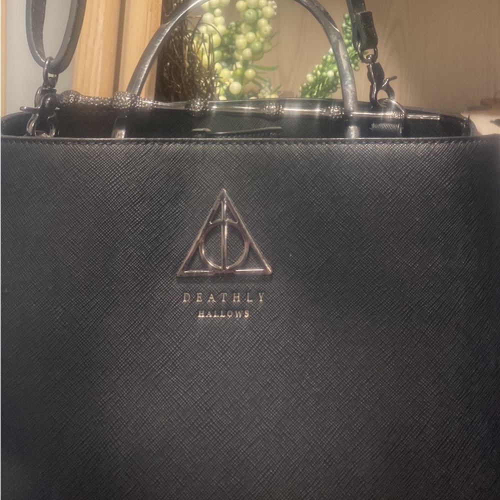 Loungefly Harry Potter Deathly Hallows Elder Wand purse